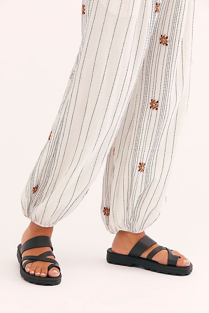 Women's Jesus Sandals: Strappy, Toe Ring or Buckle