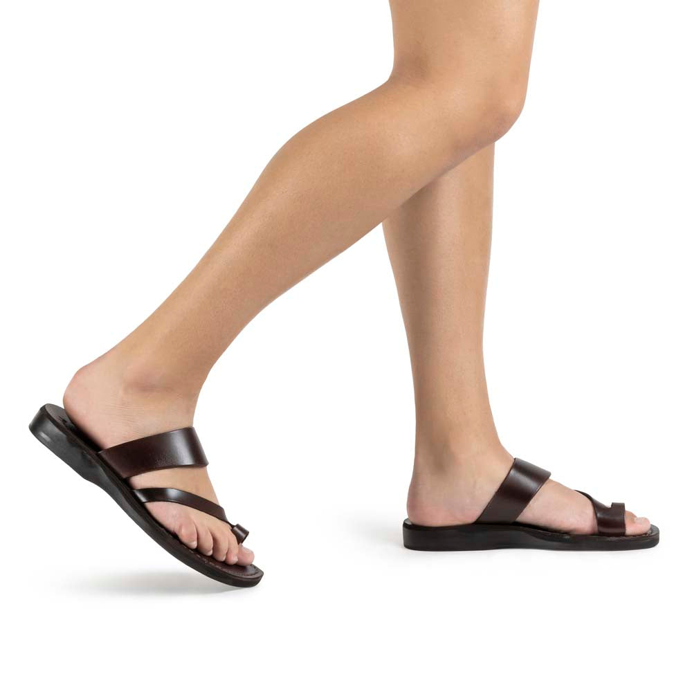 Zohar brown, handmade leather slide sandals with toe loop - Model View