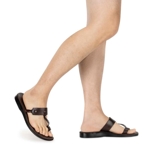 38.97US $ |Mens Toe Loop Sandals Sandals 2014 Summer Casual Male Slippers  Toe-covering Plus … | Mens sandals fashion, Leather slippers for men, Mens leather  sandals