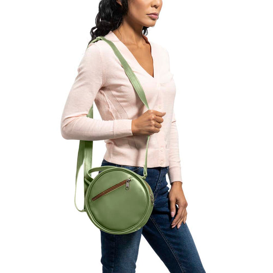 Round Leather Bag in green - model View
