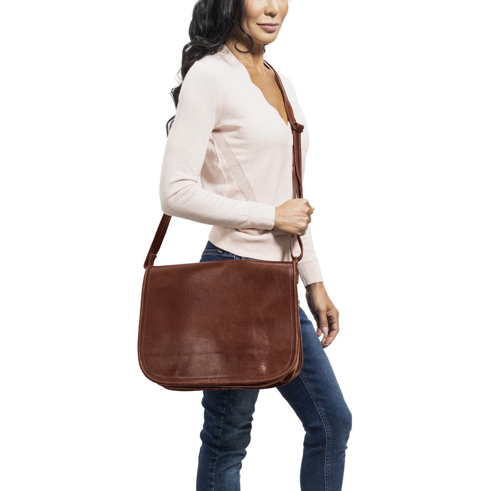  Messenger Bag brown, handmade leather bag - Model View